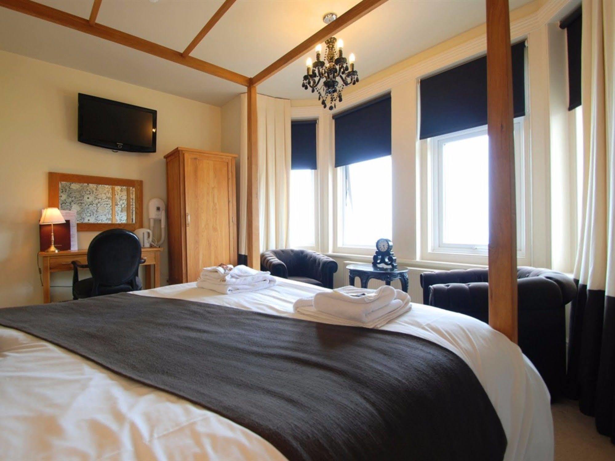 The Gladstone Hotel Conwy Luaran gambar